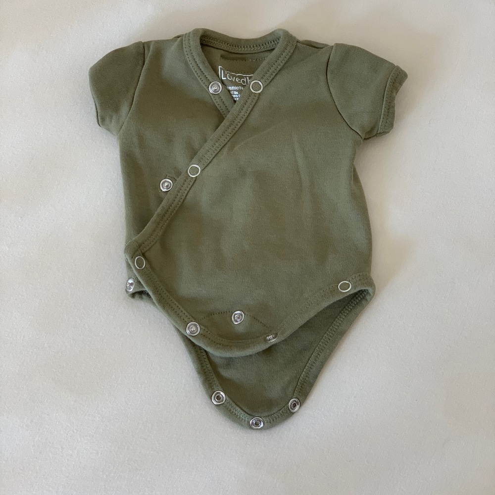 L’ovedbaby Organic Kimono Bodysuit